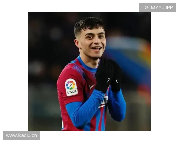 维蒂尼亚与托纳利对比:现代中场平衡性与控制权差异解析